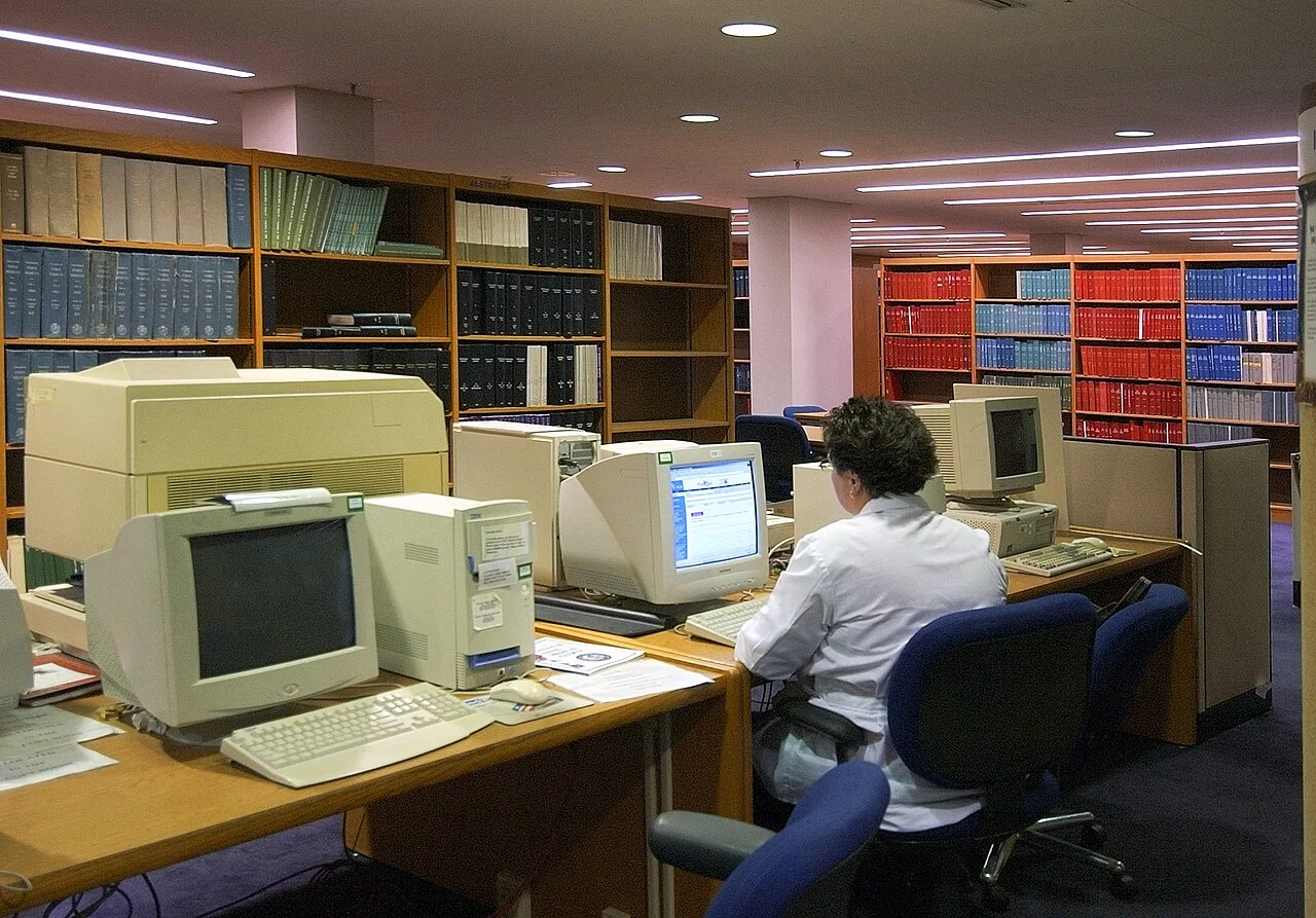 National Naval Medical Center, Bethesda, Md., (Aug. 22, 2003) -- The work station area of the Medical Library at the National Naval Medical Center in Bethesda, Md.  U.S. Navy photo by Chief Warrant Officer 4 Seth Rossman